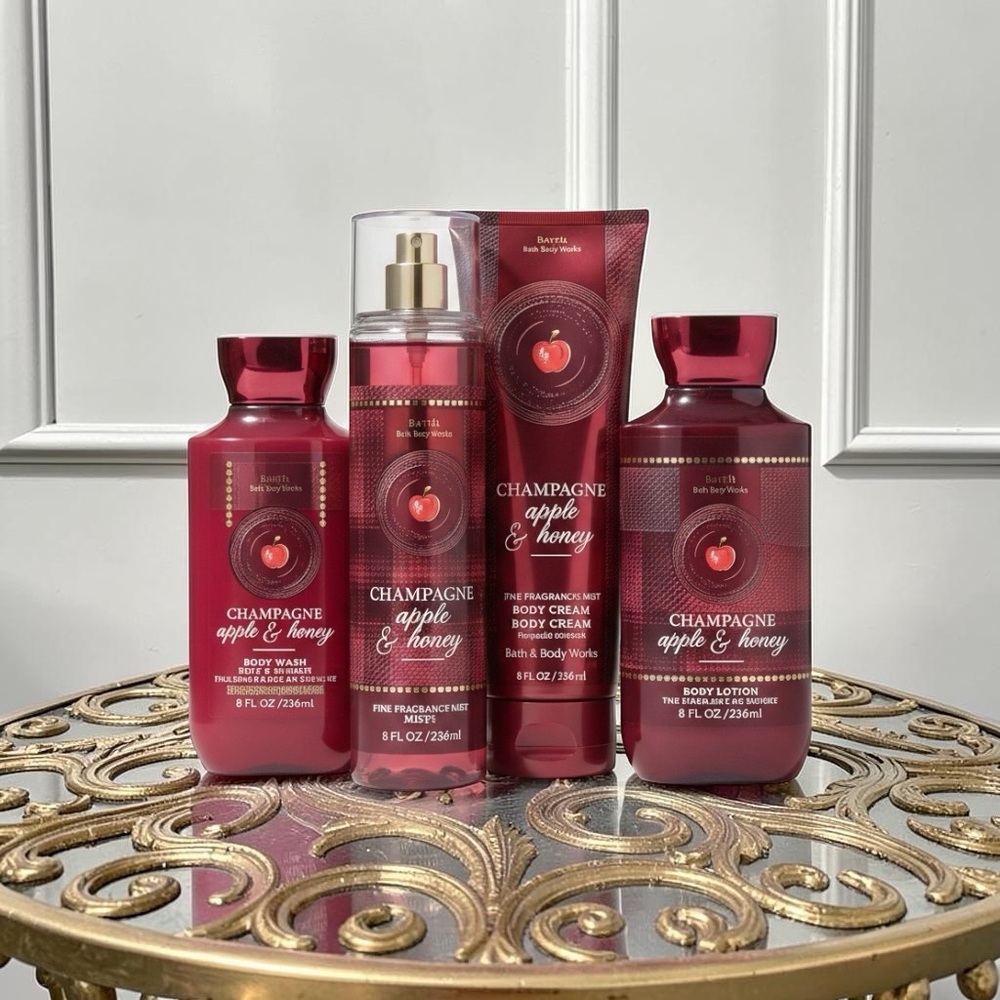 Bath & Body Works Champagne Apple & Honey Bath Set - Deep Red with Gold Accents